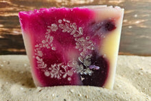 Laden Sie das Bild in den Galerie-Viewer, Lenis Liebste