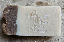 Laden Sie das Bild in den Galerie-Viewer, Zimtziege