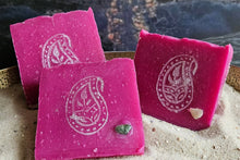 Laden Sie das Bild in den Galerie-Viewer, Pink Pearl