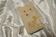 Laden Sie das Bild in den Galerie-Viewer, Bernsteinziege