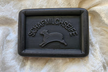 Laden Sie das Bild in den Galerie-Viewer, Schafmilchseife Patchouli