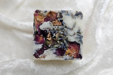 Laden Sie das Bild in den Galerie-Viewer, Badewürfel Lavendel Rose