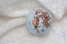 Laden Sie das Bild in den Galerie-Viewer, Badetrüffel Blue Bloosom