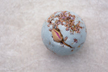 Laden Sie das Bild in den Galerie-Viewer, Badetrüffel Blue Bloosom