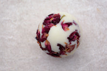 Laden Sie das Bild in den Galerie-Viewer, Badetrüffel Rose