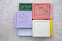 Laden Sie das Bild in den Galerie-Viewer, Lanolinseife Eisenkraut