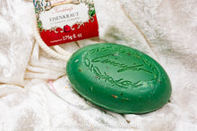 Laden Sie das Bild in den Galerie-Viewer, Kordelseife Eisenkraut