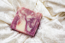 Laden Sie das Bild in den Galerie-Viewer, Lavendelchen