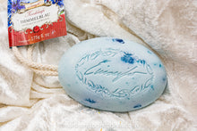 Laden Sie das Bild in den Galerie-Viewer, Kordelseife Kornblume Himmelblau