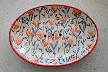 Laden Sie das Bild in den Galerie-Viewer, Seifenschale, Blume organger Rand

