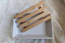 Laden Sie das Bild in den Galerie-Viewer, Seifenschale mit Bambuseinlage, rechteckig

