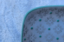 Laden Sie das Bild in den Galerie-Viewer, Seifenschale, blumig mintgrün
