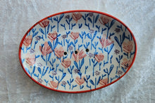 Laden Sie das Bild in den Galerie-Viewer, Seifenschale, Blume organger Rand
