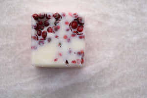 Badewürfel Erdbeer Rhabarber
